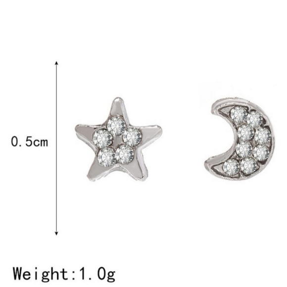 ⭐🌙Sparkly Dainty Moon & Star Earrings⭐🌙 - Picture 2 of 3